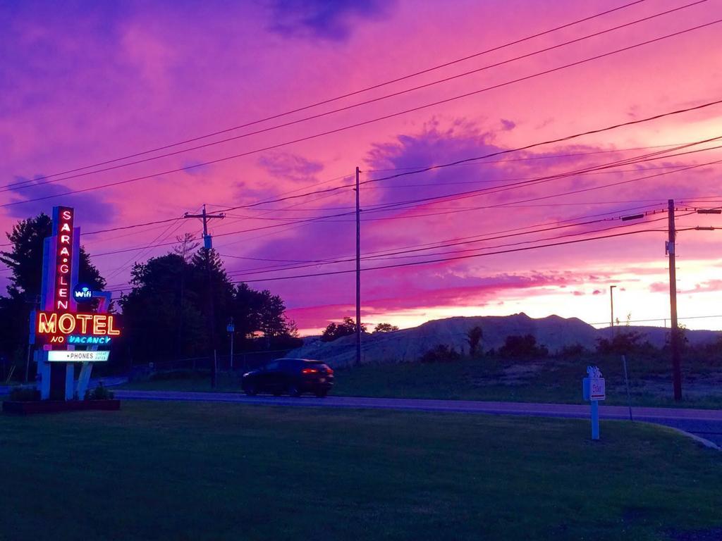 Sara Glen Motel - Saratoga Springs-Glens Falls Dış mekan fotoğraf