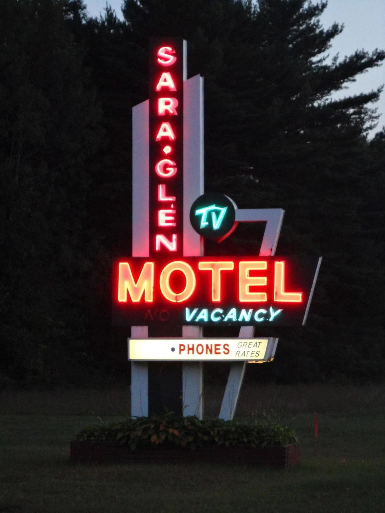 Sara Glen Motel - Saratoga Springs-Glens Falls Dış mekan fotoğraf