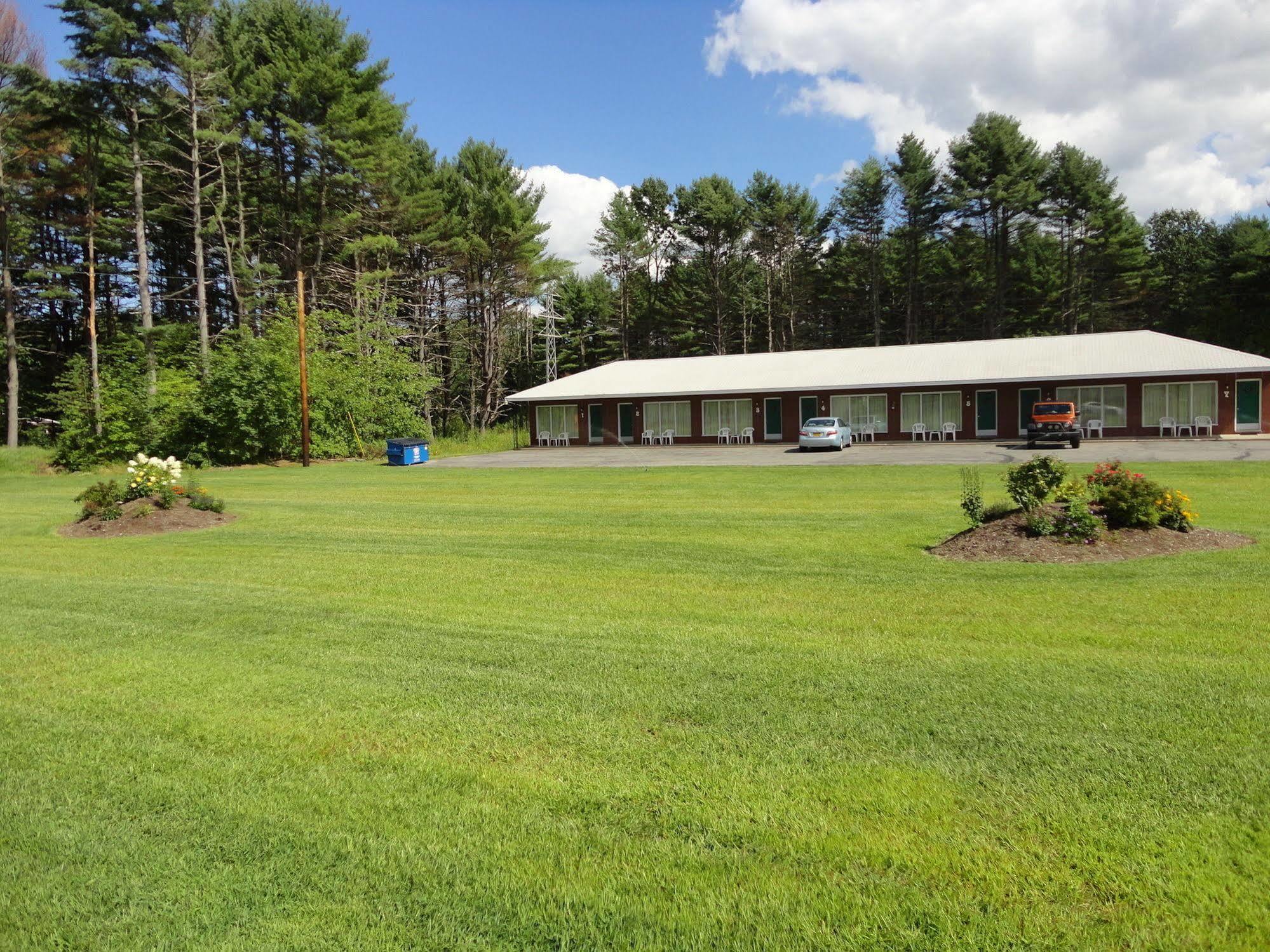 Sara Glen Motel - Saratoga Springs-Glens Falls Dış mekan fotoğraf